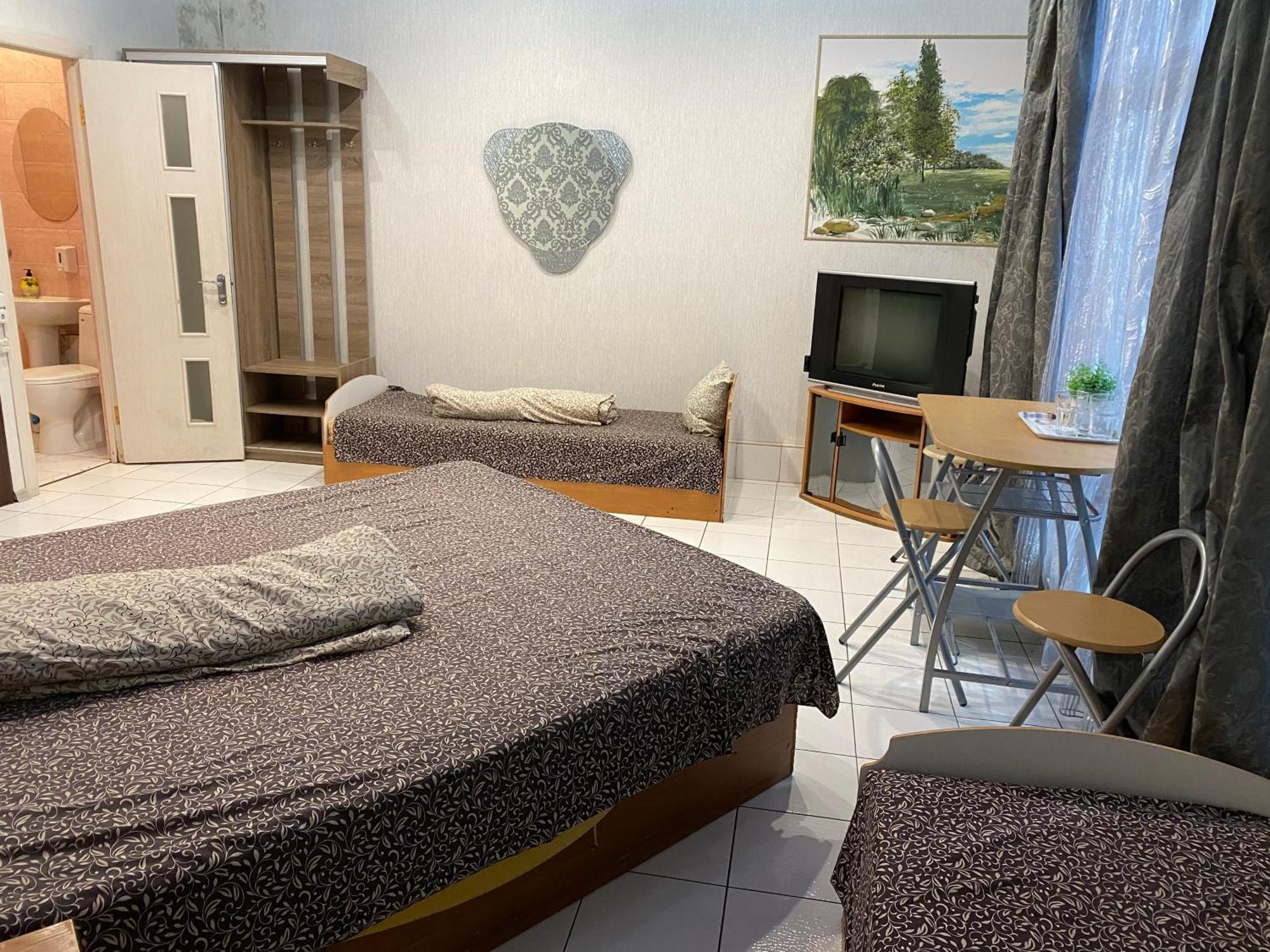 4 Seasons Hotel Boryspilʼ Buitenkant foto
