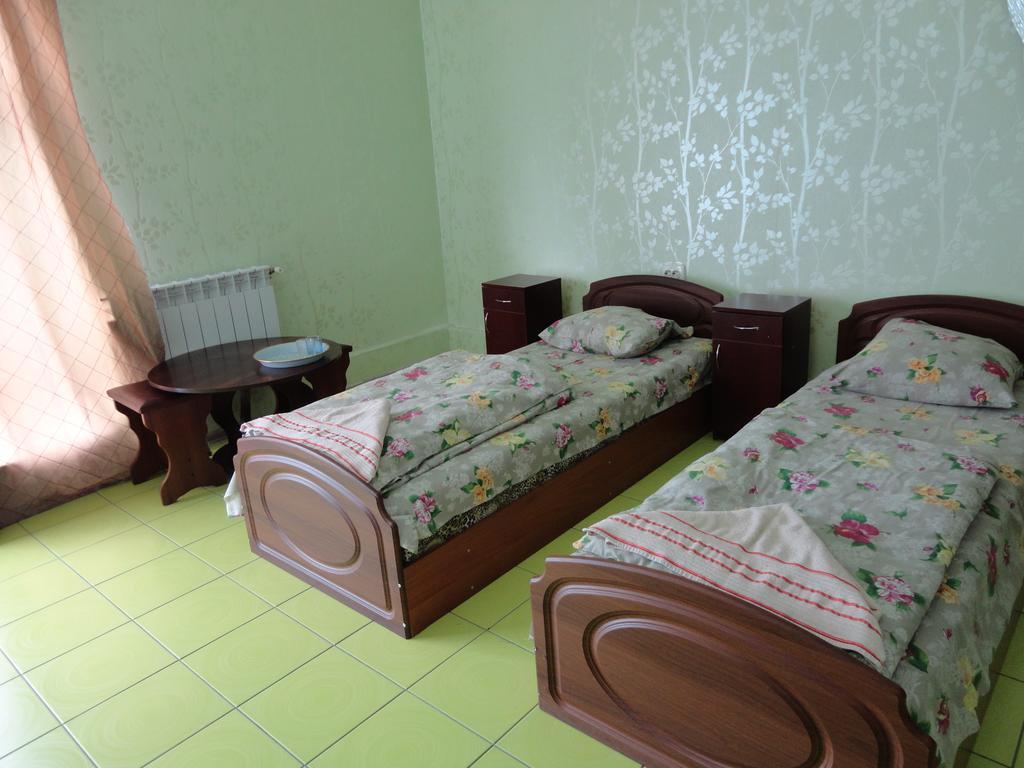 4 Seasons Hotel Boryspilʼ Buitenkant foto
